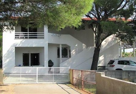Apartmani Paklenica Starigrad Paklenica Zewnętrze zdjęcie