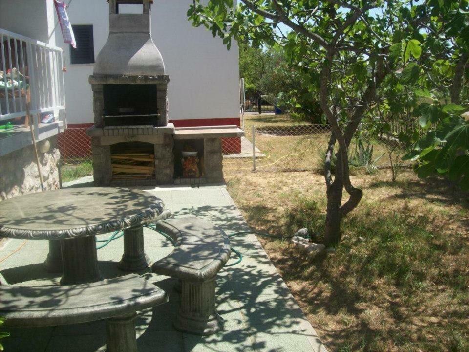 Apartmani Paklenica Starigrad Paklenica Zewnętrze zdjęcie